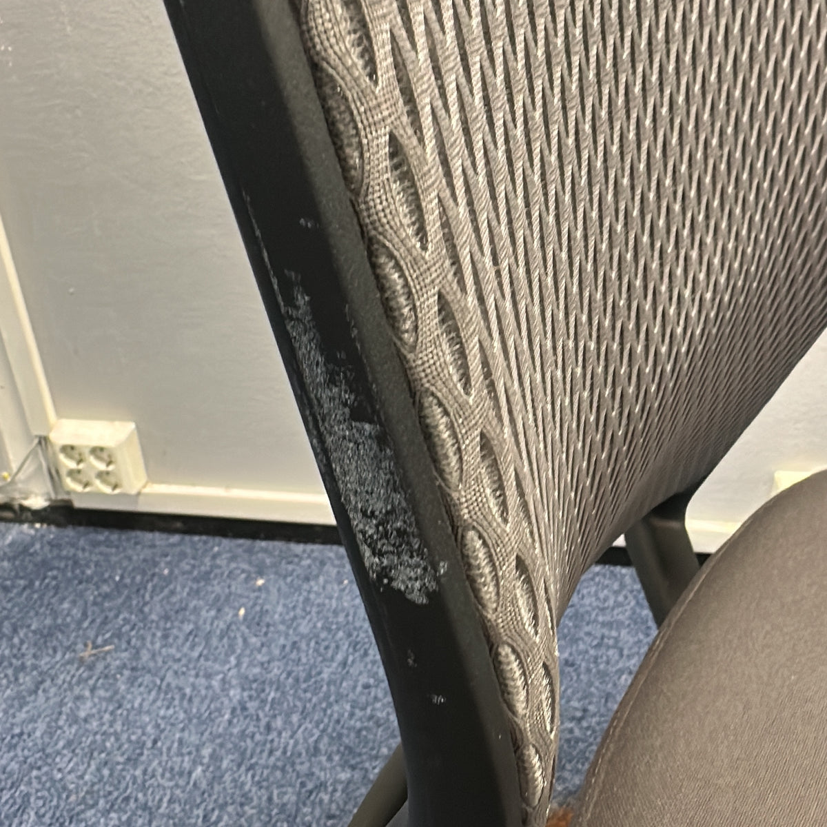 ID Mesh kontorstol fra Vitra i grå, nettrygg