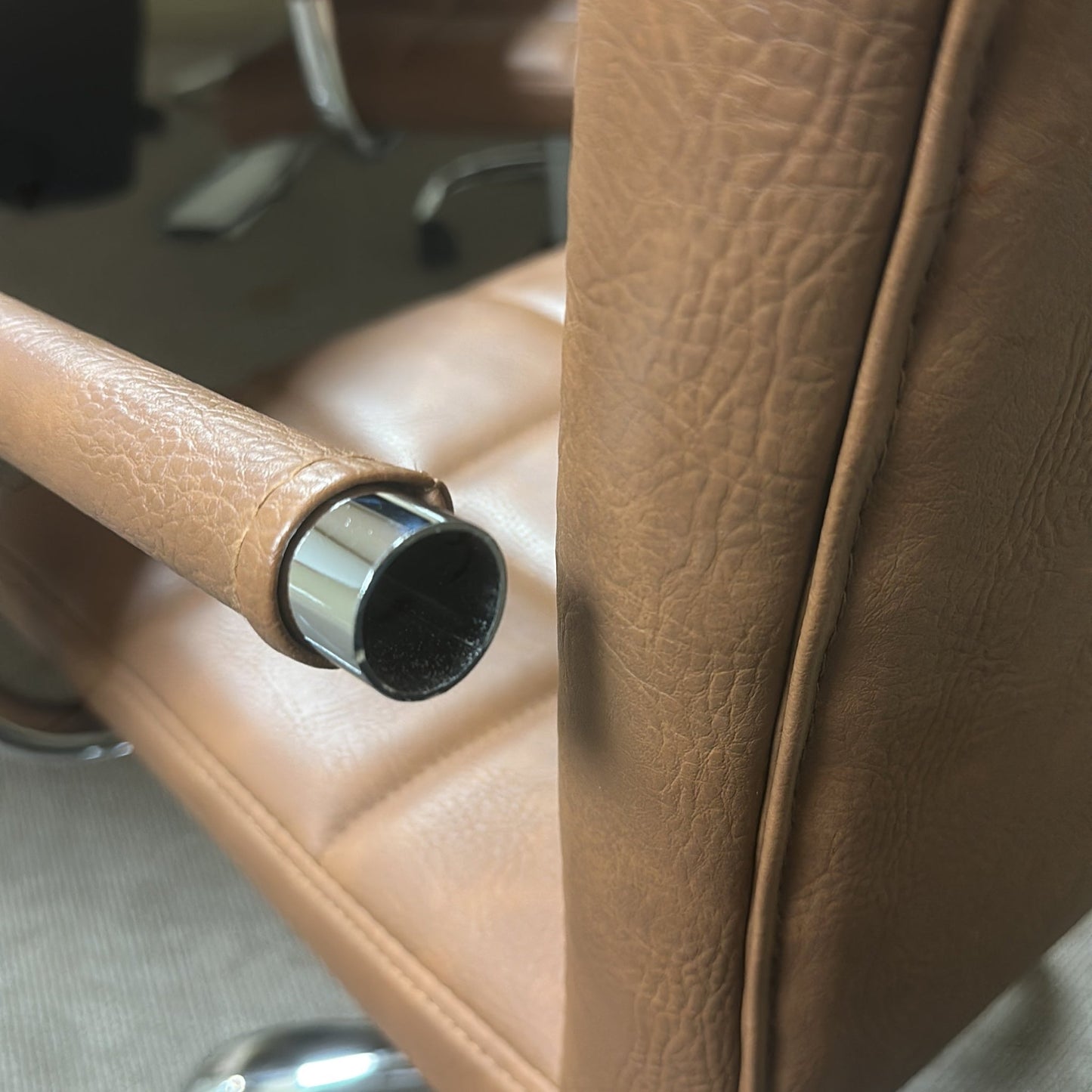 Soho Office Chair møtestol fra Soho 12 i brun