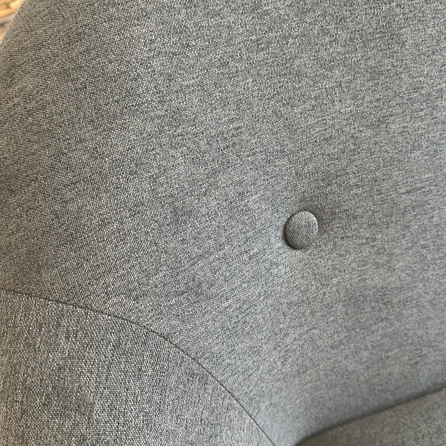 EGEDAL 3-seter sofa fra JYSK i grå