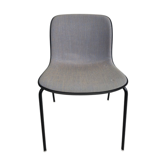 Møtestol Tray fra Magis i grå, stablebar