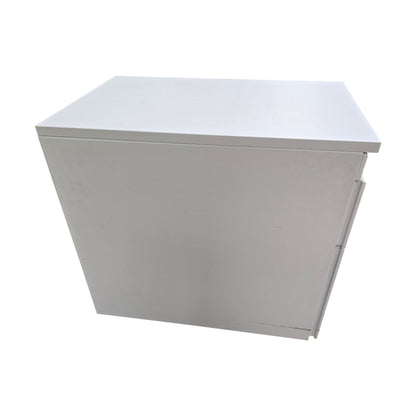 Skuffeseksjon i hvit