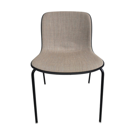 Møtestol Tray fra Magis i beige, stablebar