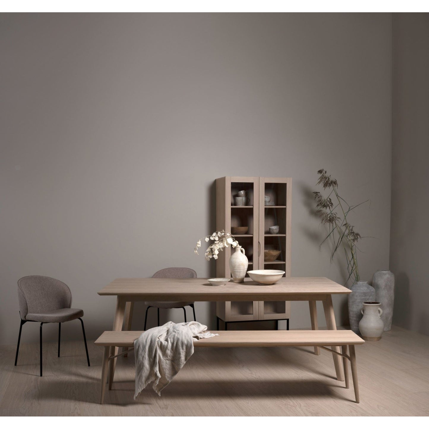 Nora spisebord fra Kid, 100x200 cm, eikefiner